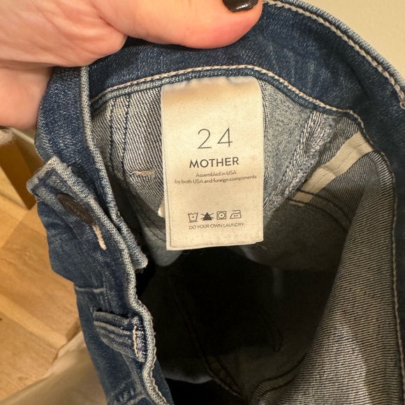 Mother Denim Cropped Jeans - Picture 5 of 7